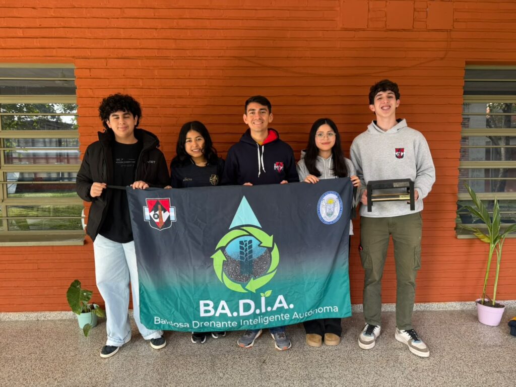 El ITA llegó a las semifinales de EmprendeU con una baldosa drenante